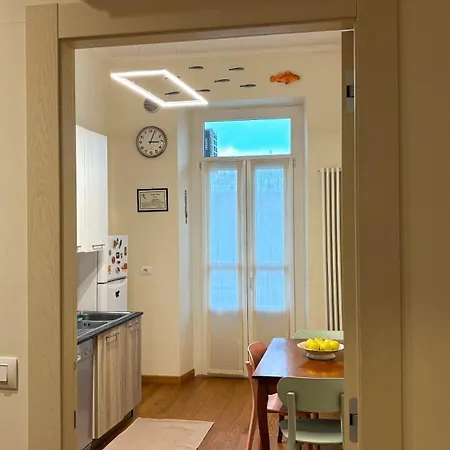 Solare A 2 Passi Dal Centro Apartamento