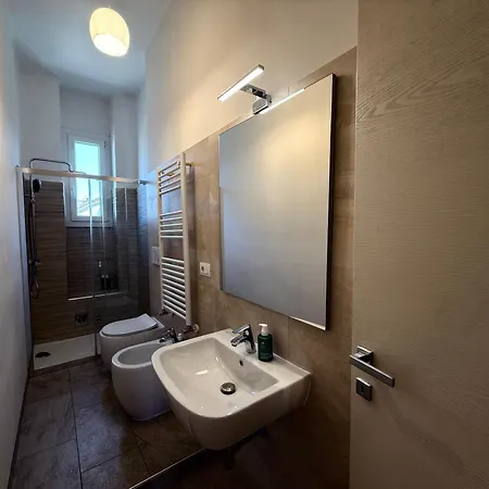 Apartment La Dimora Degli Artisti A 2 Passi Dal Centro Turin